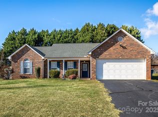 5045 Stetson Ln, Claremont, NC 28610