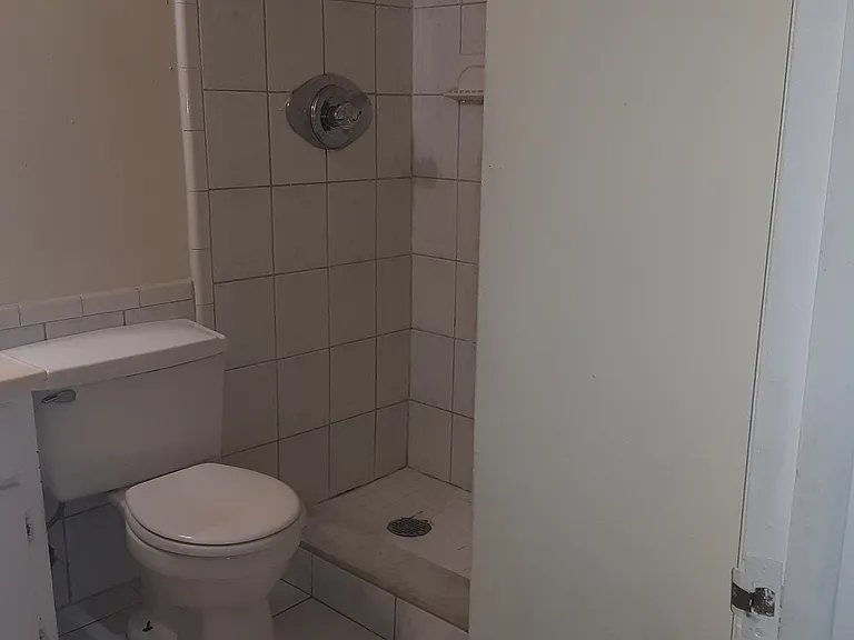 153 Springwood Cir #D — Photo 14