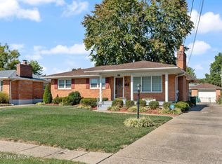 2203 Thistledawn Dr, Shively, KY 40216
