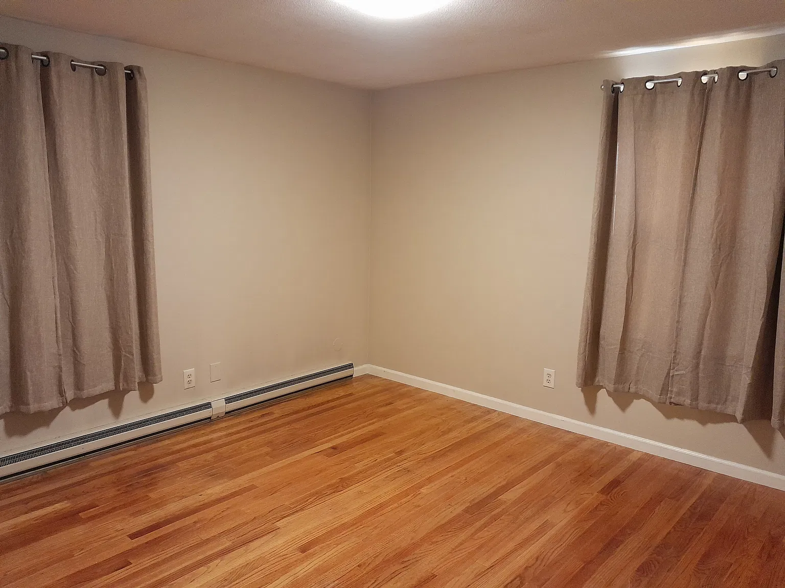 Queensbury Dr, Springfield — Photo 4