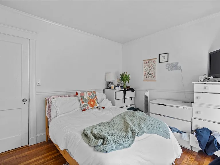 69 Westmoreland St #2 — Photo 10