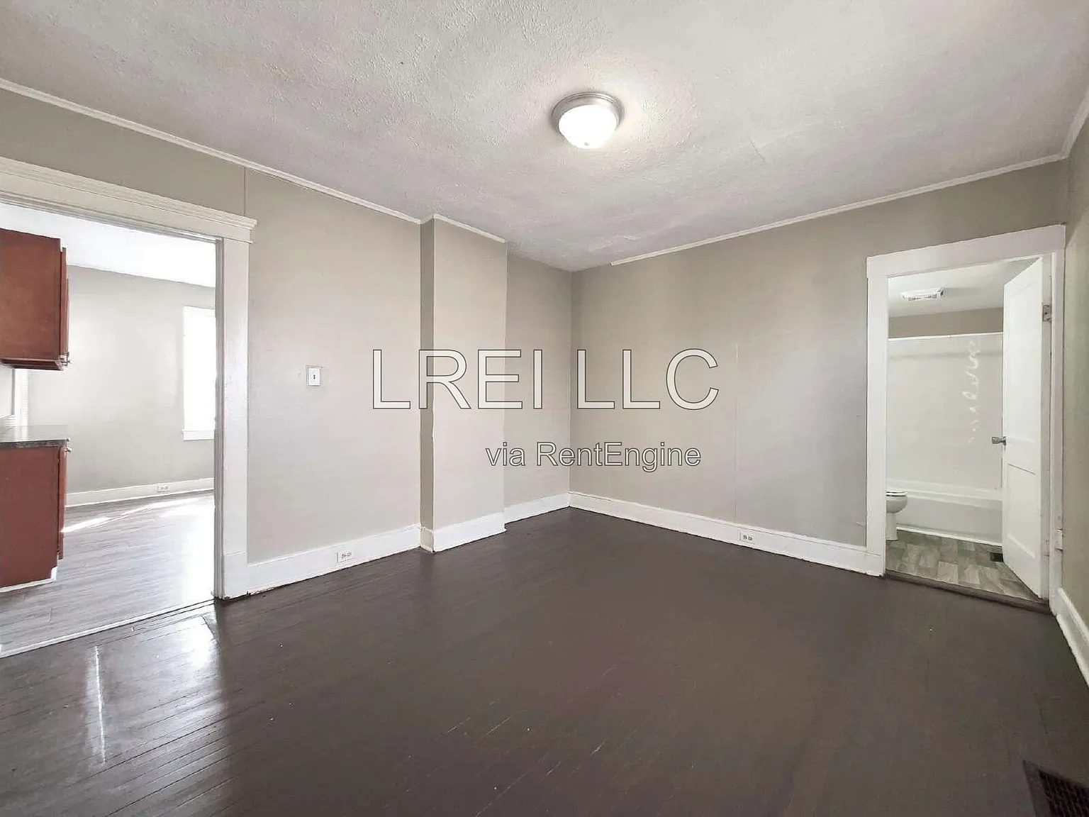 3 bed, 1.0 bath, 1000 sqft, $1,195 — Photo 4