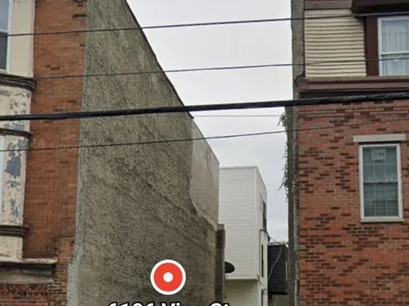 6106 Vine St, Philadelphia, PA 19139