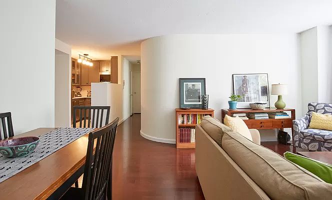 1st image of 130 W 67th St APT 3F