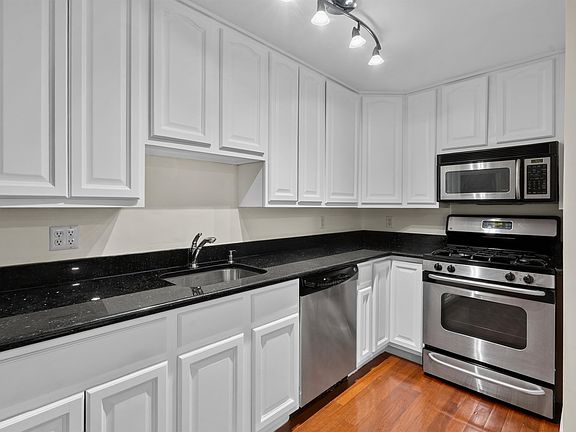2nd image of 1720 New York Ave APT 202