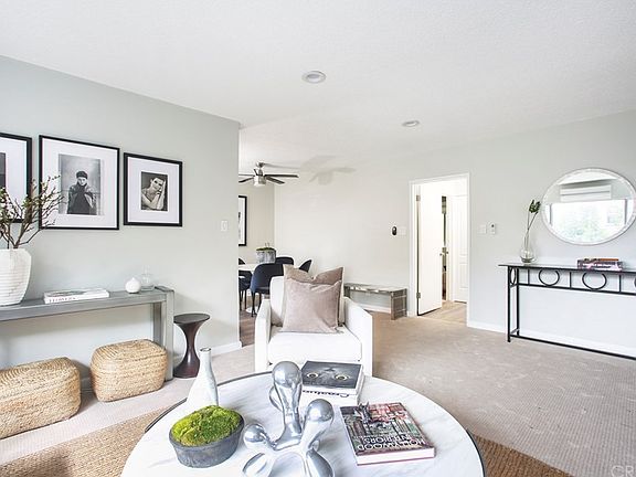 5th image of 2604 N Beachwood Dr APT 7