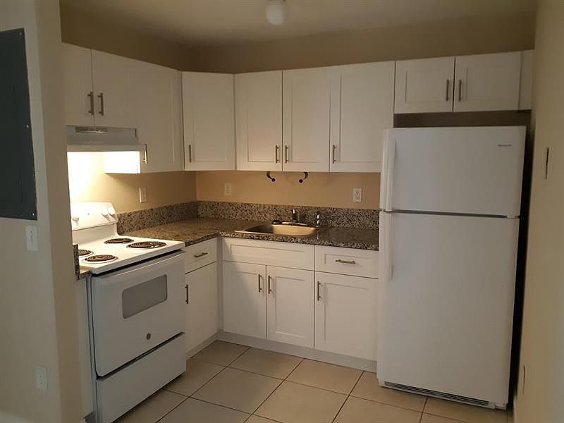 2nd image of 1237 Concord Ave #1237