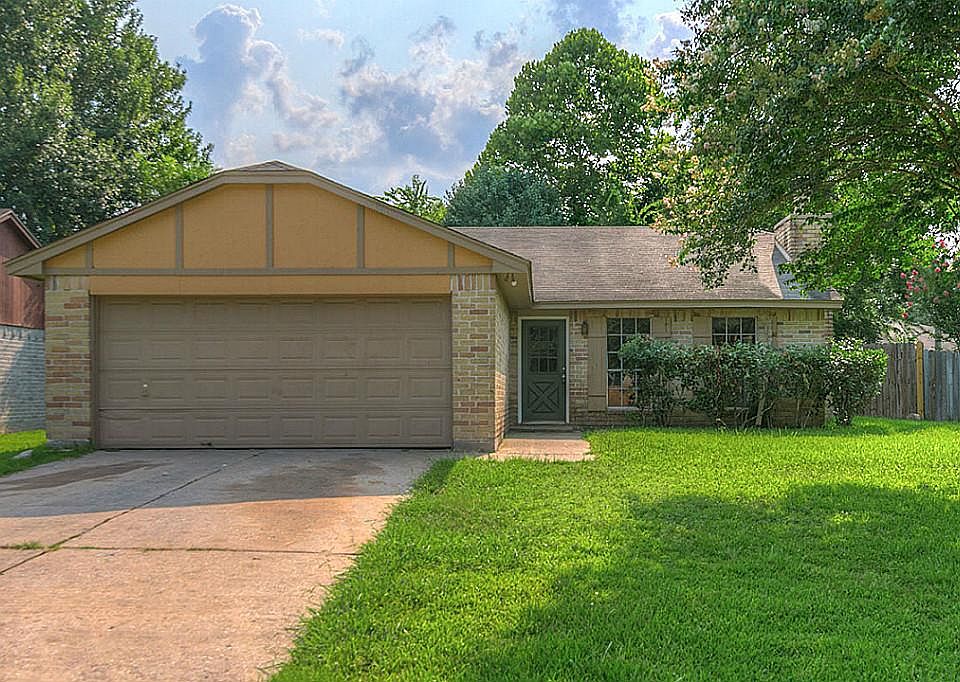 4411 Quailgate is a charming three bedroom home on a quiet street!