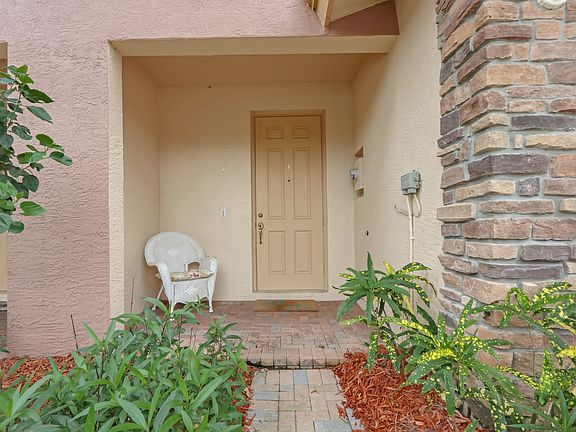 front door/patio