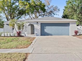 1972 Sourwood Blvd, Dunedin, FL 34698