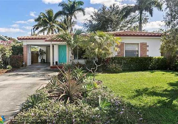 Home For Sale In Lake Ridge