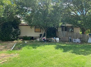 930 Gibb Rd, Waxahachie, TX 75167