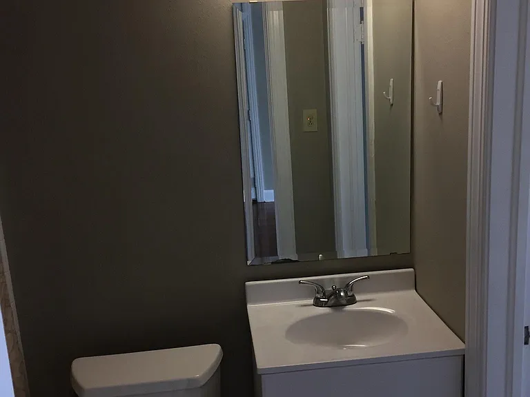 310 S Dewey Ave #3 — Photo 8