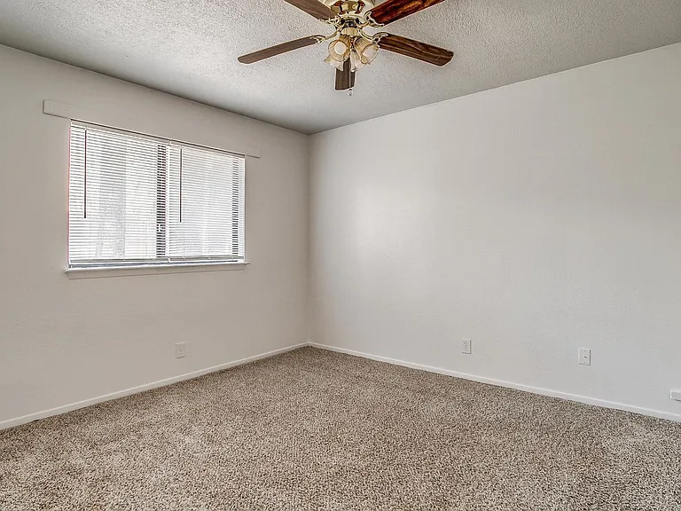 6530 Fall Creek Hwy — Photo 29