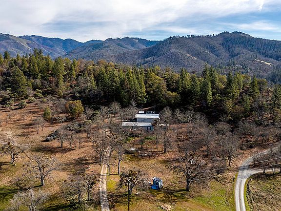 4th image of 10376 Sterling Creek Rd