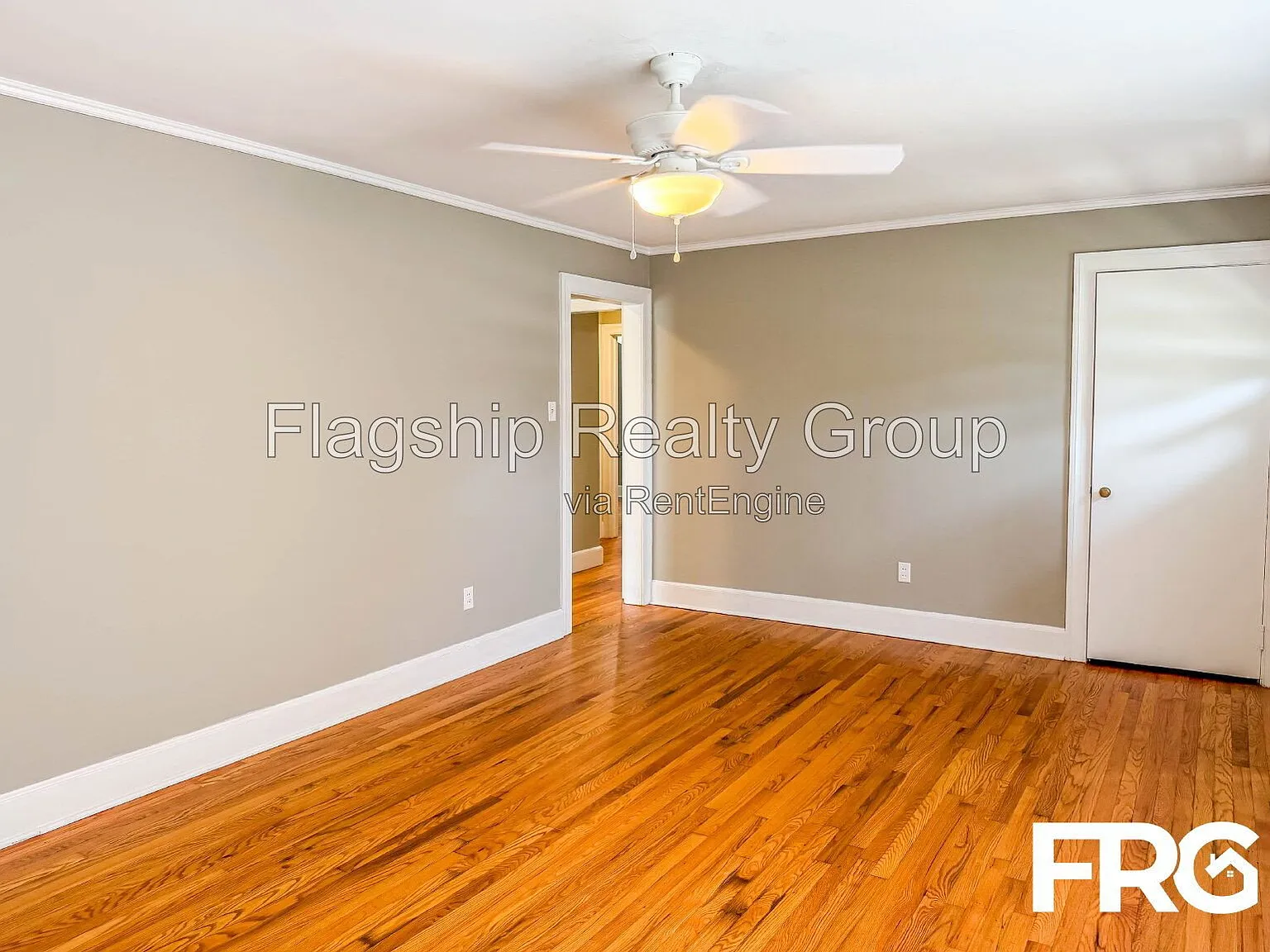 3 bed, 1.0 bath, 1131 sqft, $1,295 — Photo 4