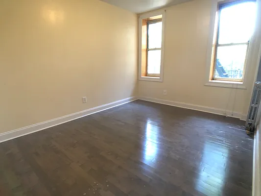 Rented by BRICK & GALO REALTY CORP | media 10