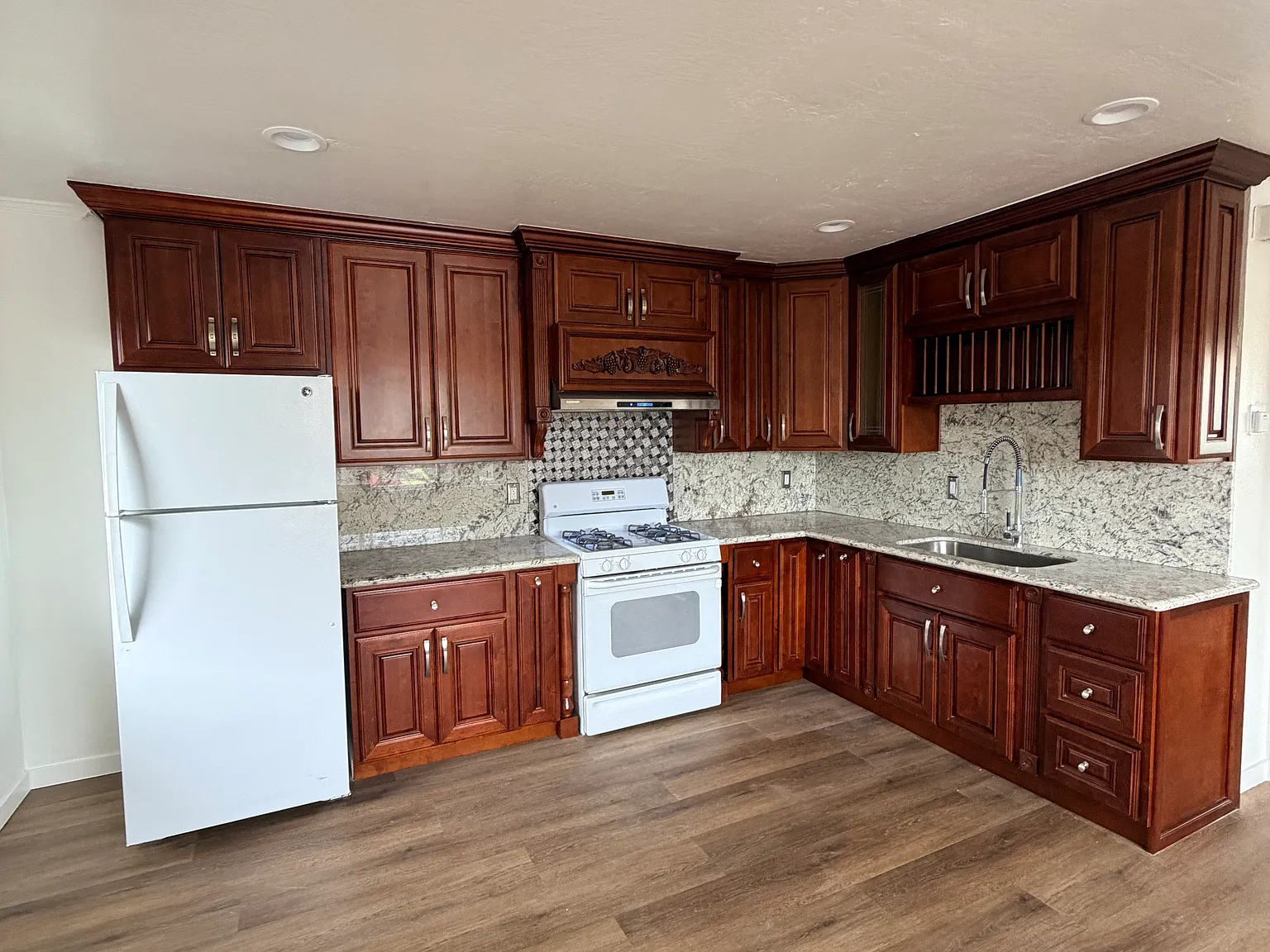 1 bed, $1,850 — Photo 2