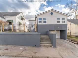 2261 Curtis Ave, Saint Albans, WV 25177