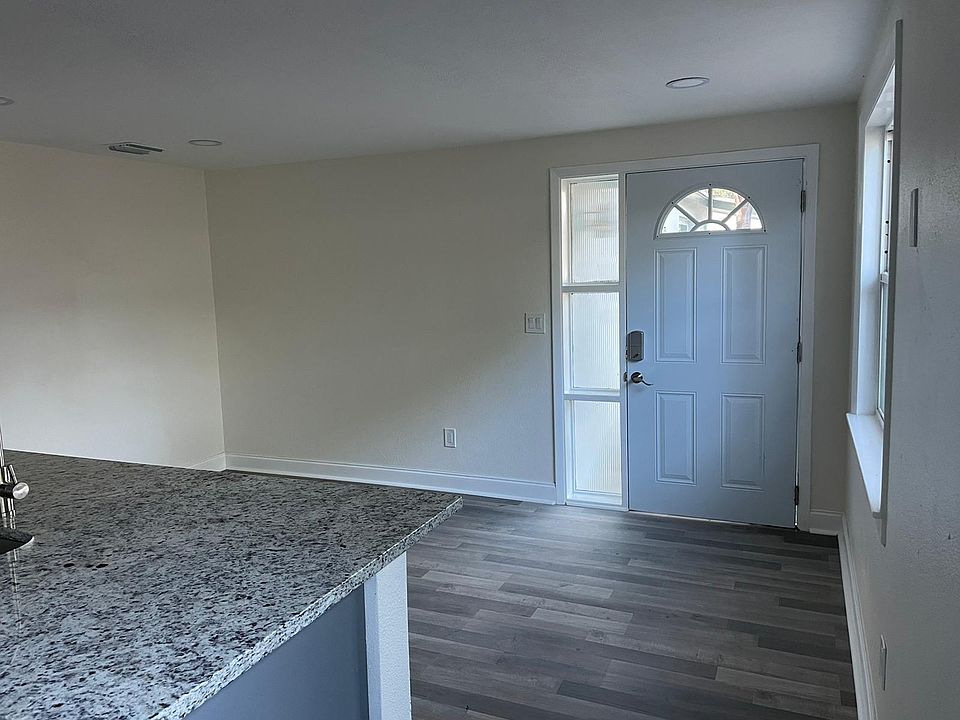 1st image of 411 Milwaukee Ave #411