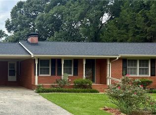 111 Howard St, Byron, GA 31008