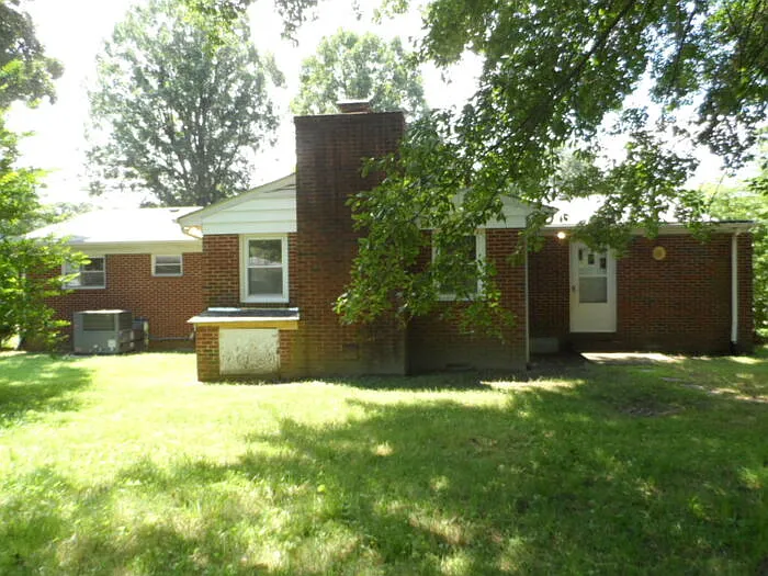 4712 Stafford Dr — Photo 12