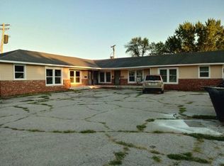 407 W Mulberry St APT 4, Watseka, IL 60970