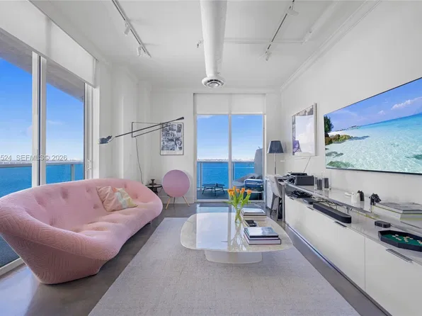 700 NE 25th St APT 803, Miami, FL 33137