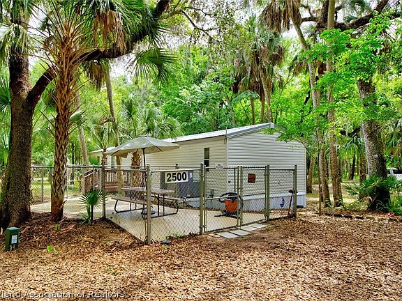 3rd image of 2500 Arbuckle Shores Rd
