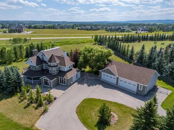 31055 Elbow River Dr, Rocky View County, AB T3Z 2T9
