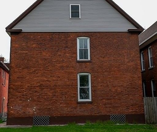 5th image of 767 Rutger St