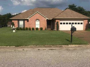 36 Pinacle Cv, Three Way, TN 38343