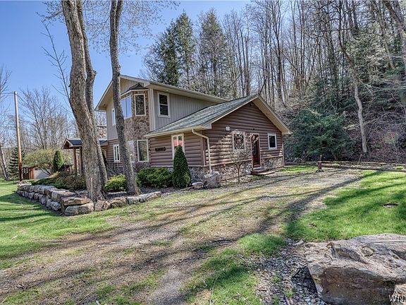3rd image of 6766 Hencoop Hollow Rd