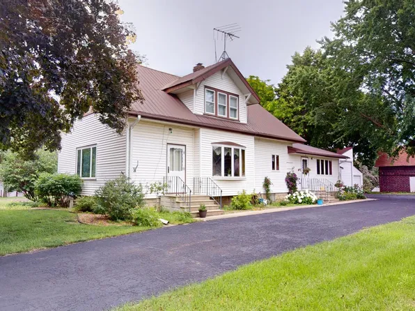 351 Center Ave S, Glenville, MN 56036