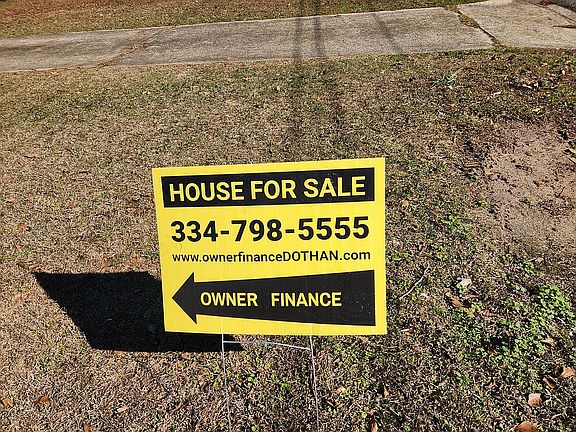 3rd image of 1114 Agutha Dr