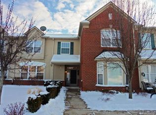 4237 Hampton Ridge Blvd, Howell, MI 48843