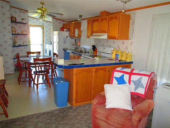 4th image of 6377 Whispering Woods Dr