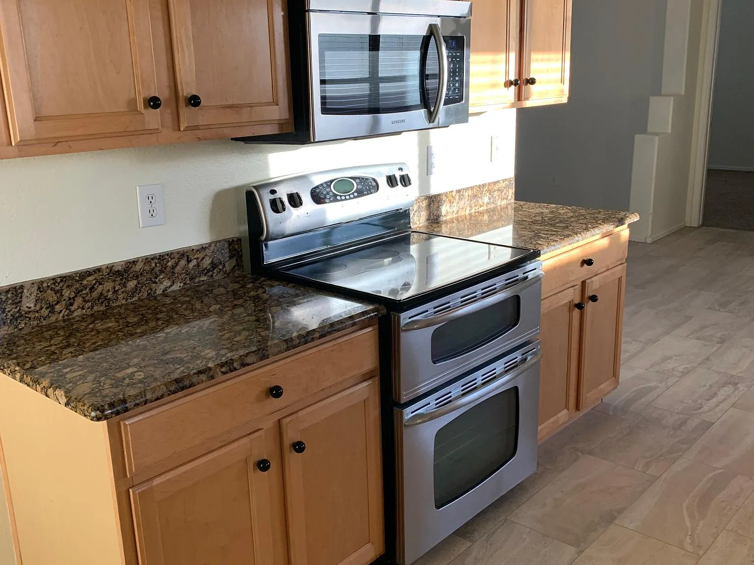 4823 E Melinda Ln — Photo 3