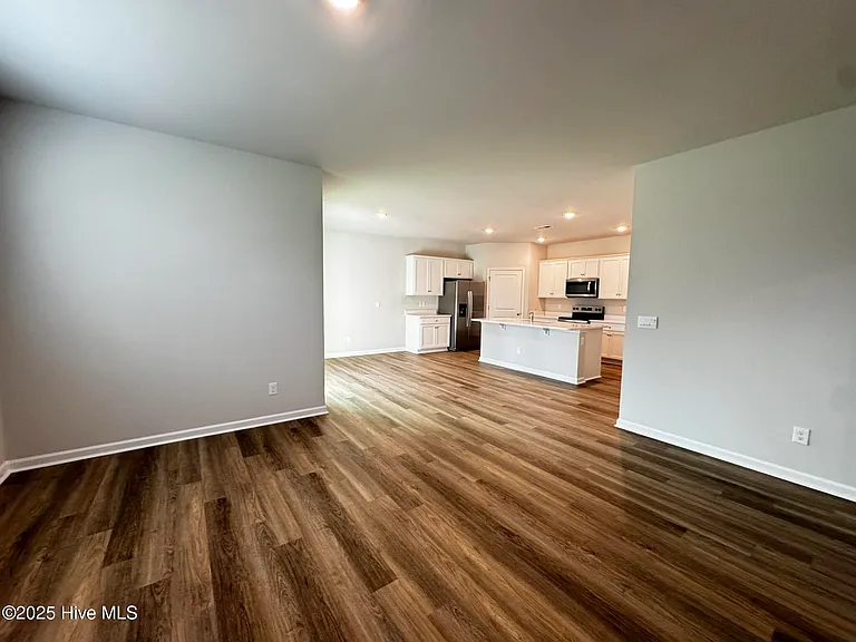 2084 Willowleaf Dr — Photo 15
