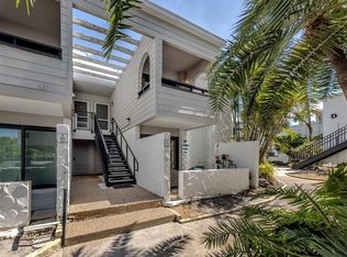 1555 Tarpon Center Dr APT 203, Venice, FL 34285