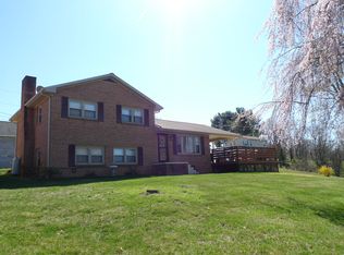 702 Forest Ave, Radford, VA