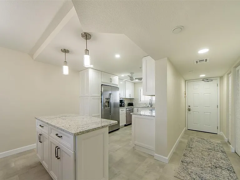 1290 Gulf Blvd #907 — Photo 6