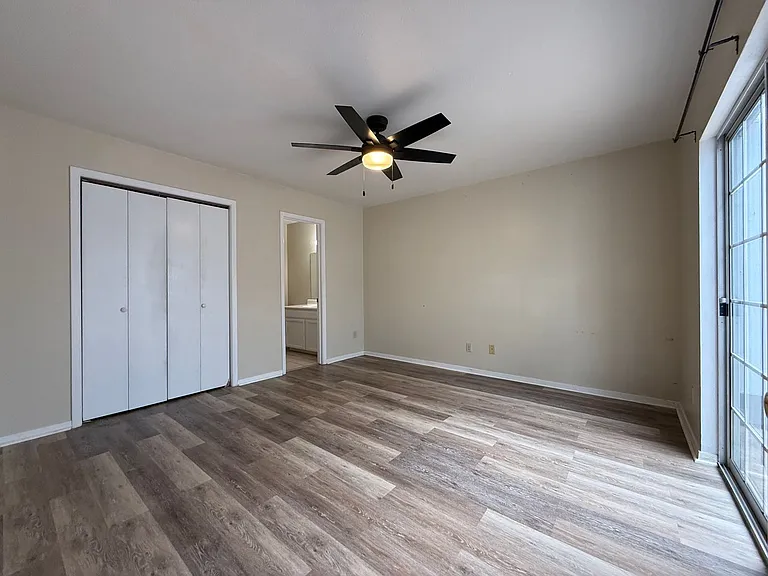 1001 Todd Ln — Photo 18