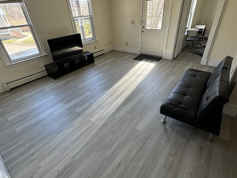 630 Main St #D — Photo 13
