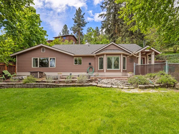 1007 Lakeshore Dr, Klamath Falls, OR 97601