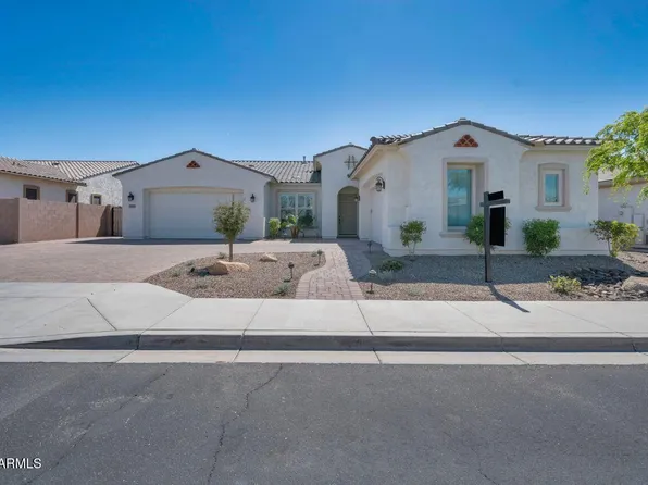 2523 E CLARK Drive, Gilbert, AZ 85297