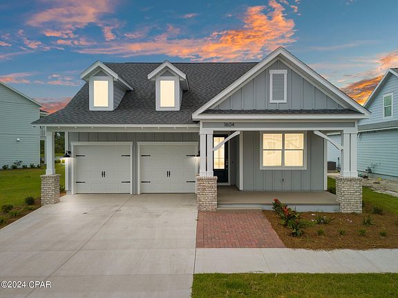 2nd image of 742 Crystal Bayou Blvd