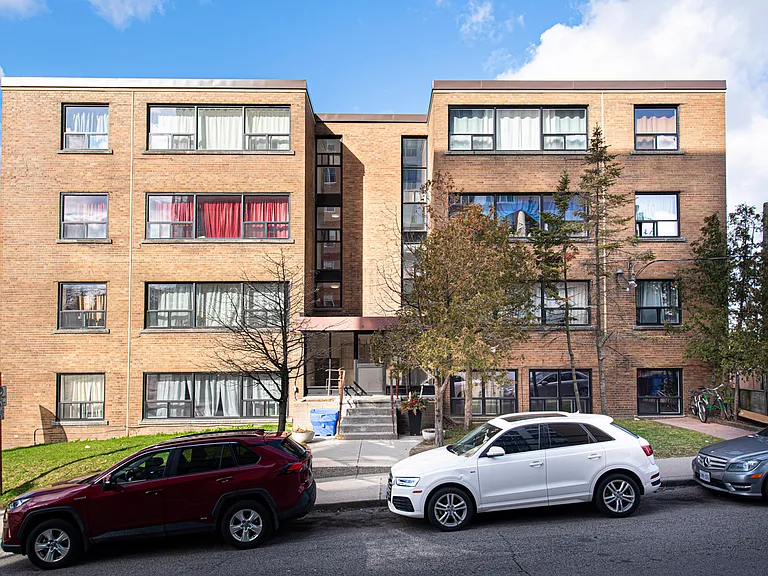2 Glenhaven St #201 — Photo 11