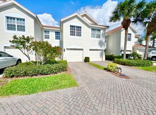 1070 Albany Ct, Naples, FL 34105