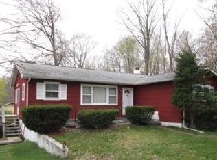 8 Lake Dr, Greenwood Lake, NY 10925
